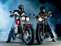 2053cc Triumph Rocket III и Yamaha 1200cc V-Max V-4 2005 года.